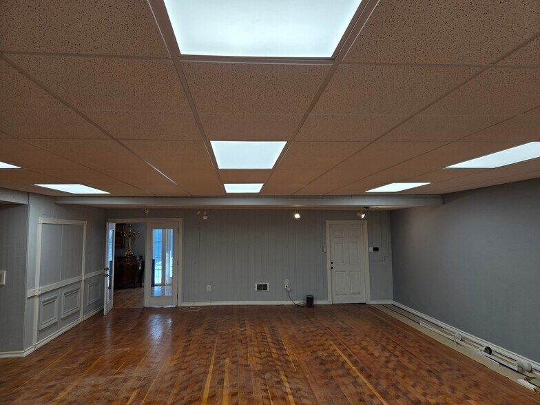 More Photos Of 512 1st St, La Conner Restaurant For Lease