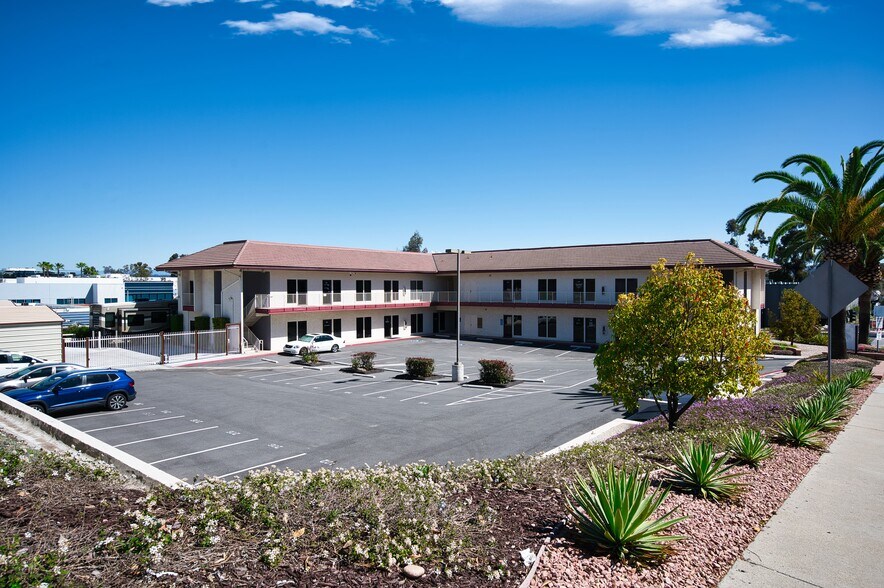 Primary Photo Of 5402 Ruffin Rd, San Diego Office For Lease