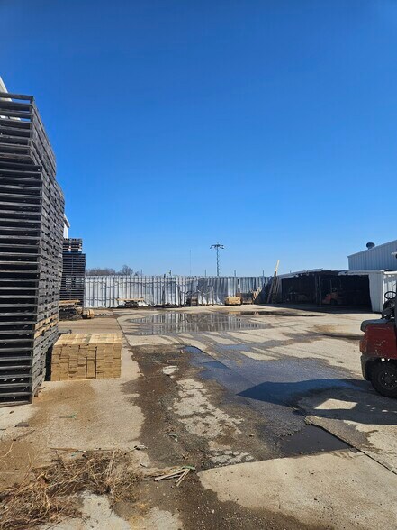 More Photos Of 10350 W Montgomery Rd, Houston Warehouse For Sale