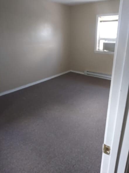 More Photos Of 424 Hill St, Front Royal Multifamily For Sale