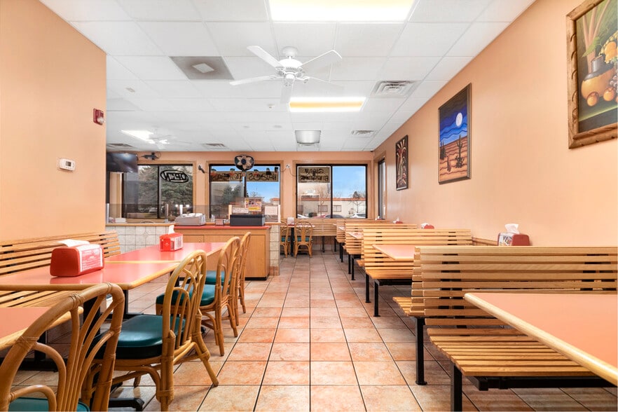 More Photos Of 1015 E Ogden Ave, Naperville Fast Food For Sale