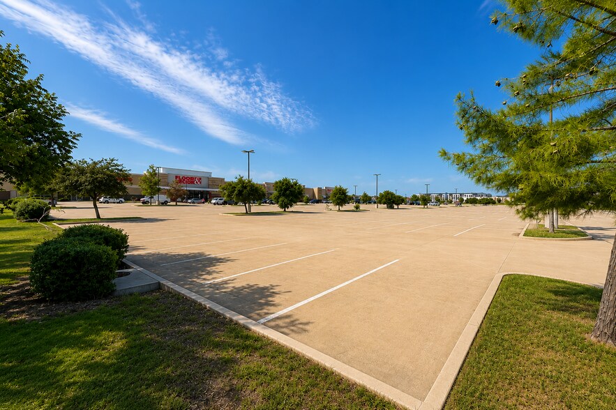 More Photos Of Highway 121, The Colony Unknown For Lease