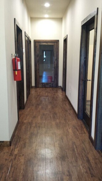 More Photos Of 1907 Cypress Creek Rd, Cedar Park Coworking Space