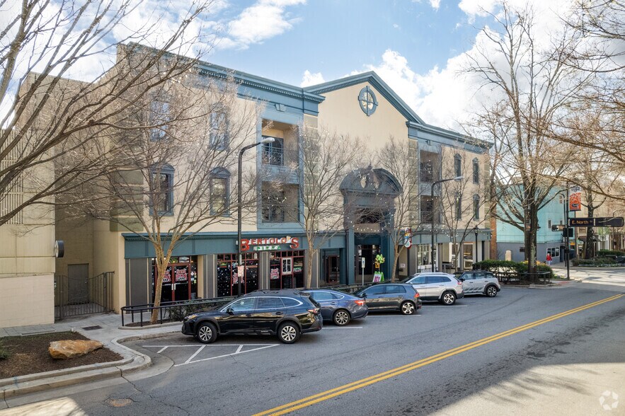More Photos Of 200 N Main St, Greenville Office Residential For Lease