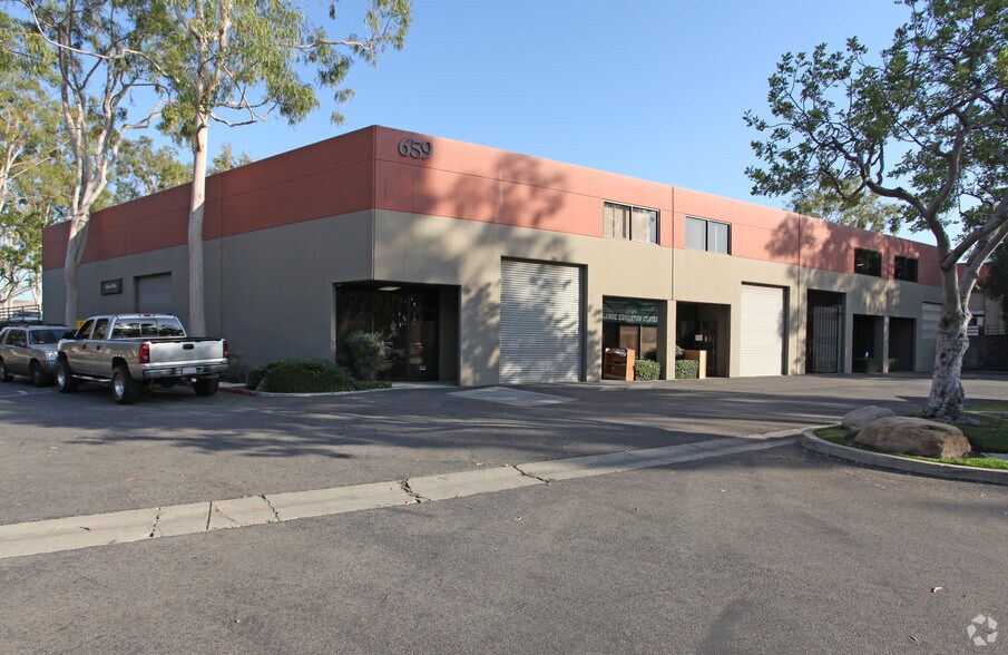 More Photos Of 657-727 Brea Canyon Rd, Walnut Unknown For Lease