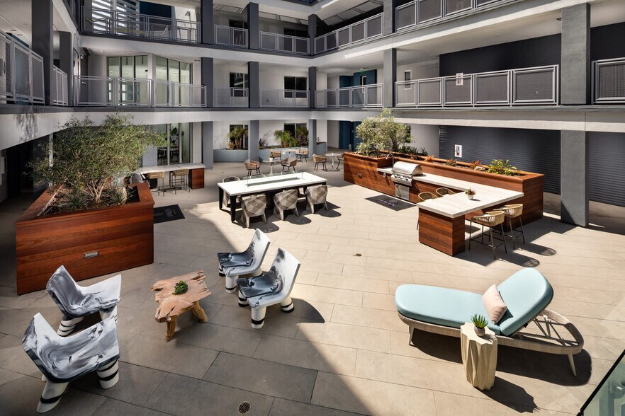 More Photos Of 11924 W Washington Blvd, Los Angeles Apartments For Lease
