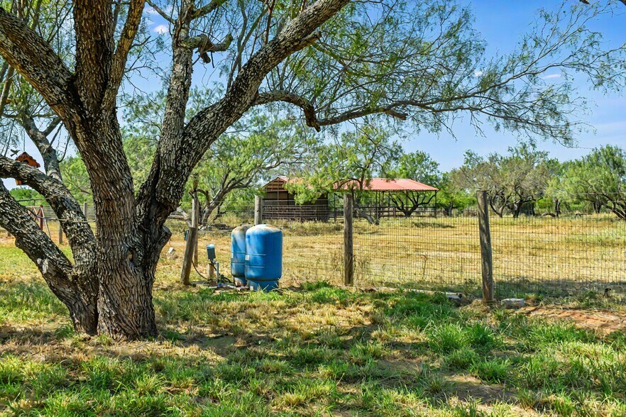More Photos Of 20757 US Highway 83 N, Laredo Land For Sale