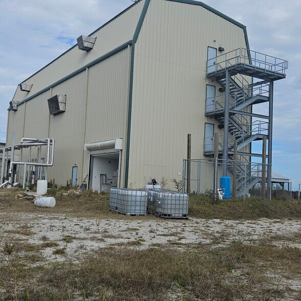 More Photos Of 750 154th Ave Ave, Vero Beach Warehouse For Sale