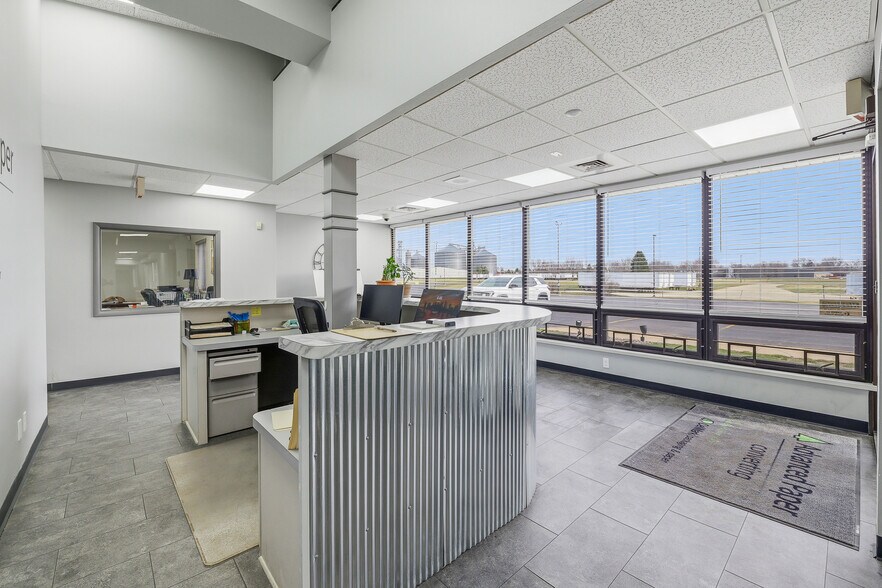 More Photos Of 100 Creative Way, Ripon Manufacturing For Sale