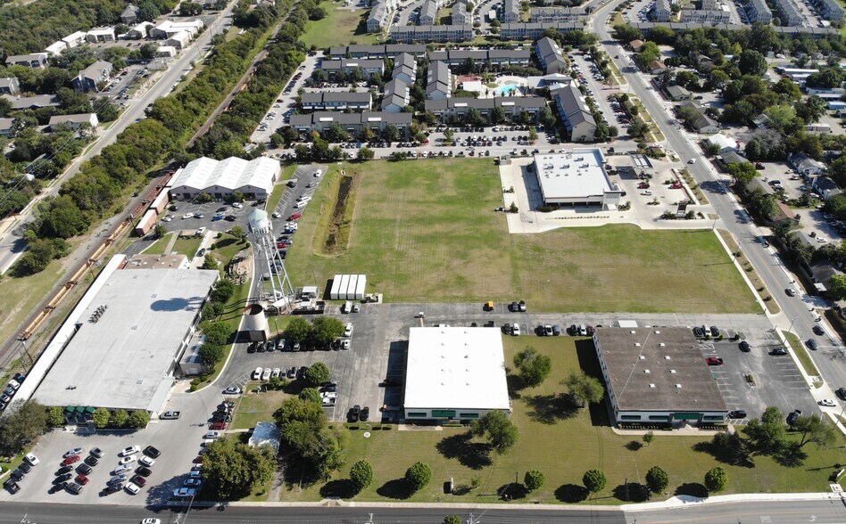 More Photos Of 101 Uhland Rd, San Marcos Research And Development For Lease