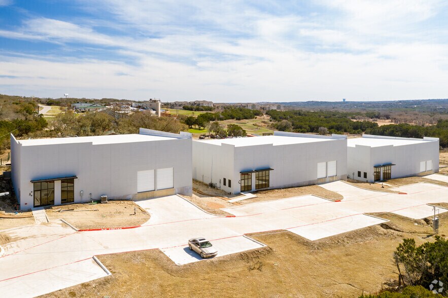 More Photos Of 9417 Circle Dr, Austin Industrial For Sale
