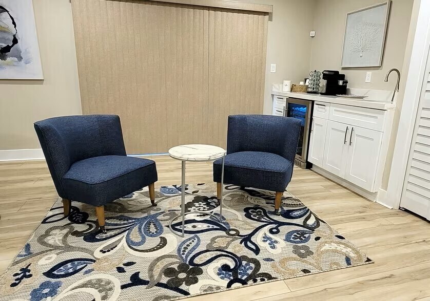 More Photos Of 4651 Roswell Rd NE, Atlanta Medical For Lease