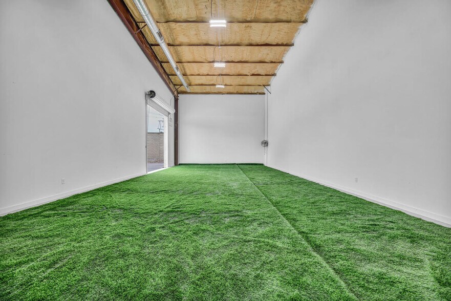 More Photos Of 2000 Windy Ter, Cedar Park Warehouse For Sale