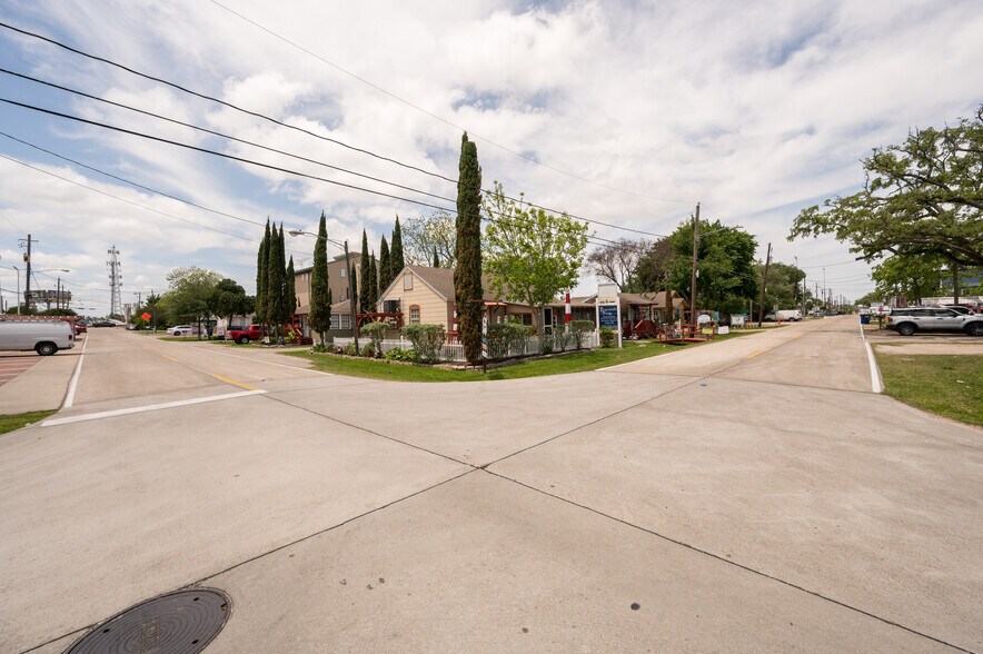 More Photos Of 706 Bradford Ave, Kemah Land For Sale