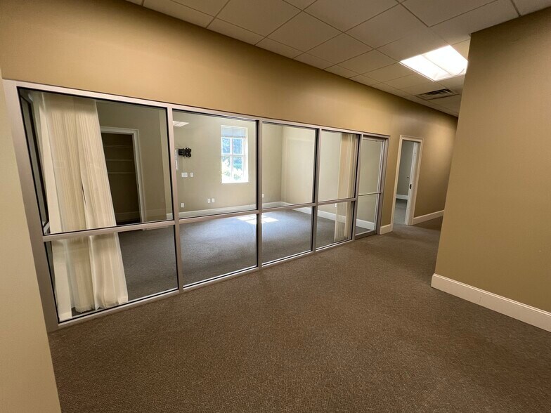 More Photos Of 550 Long Point Rd, Mount Pleasant Office For Sale