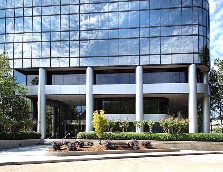More Photos Of 2800 Century Pky NE, Atlanta Office For Lease