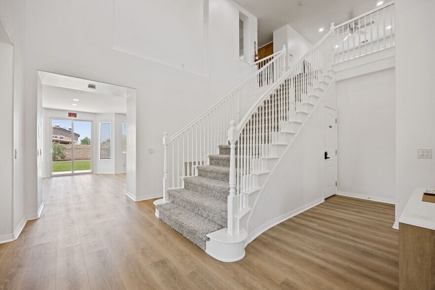 More Photos Of 4375 W Avenue M11, Lancaster Rehabilitation Center For Sale