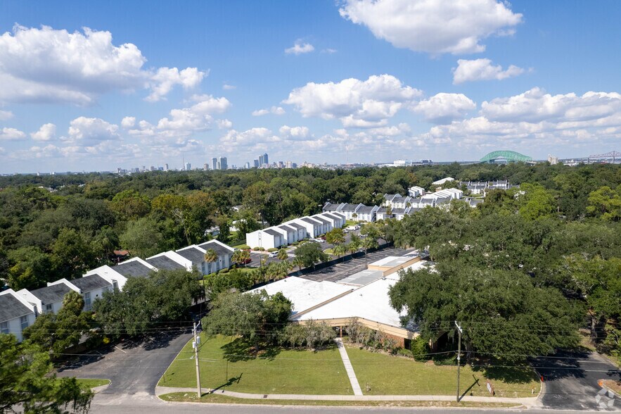 More Photos Of 3901 Carmichael Ave, Jacksonville Medical For Lease