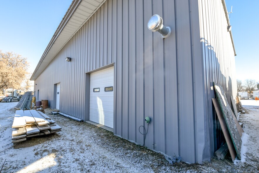 More Photos Of 220 Raemisch Rd, Waunakee Warehouse For Sale