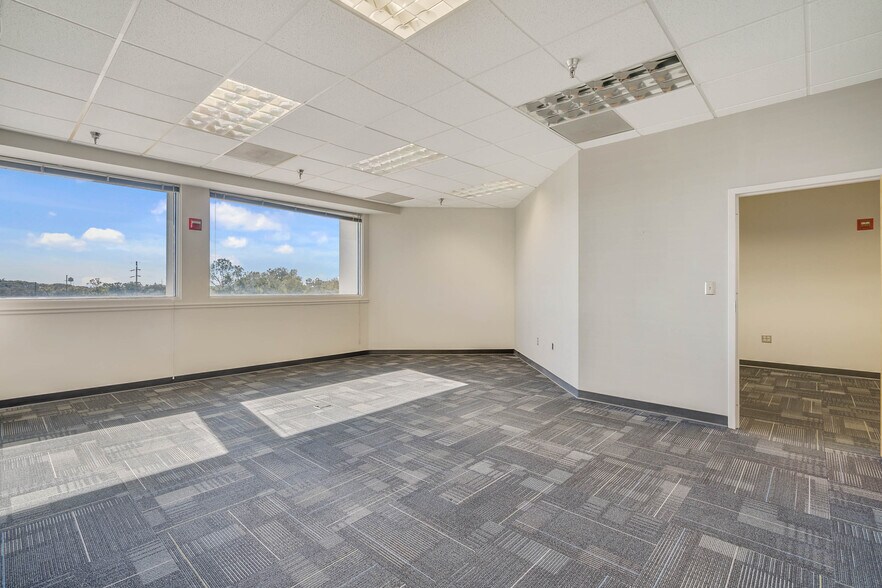 More Photos Of 2201 Lucien Way, Maitland Office For Lease