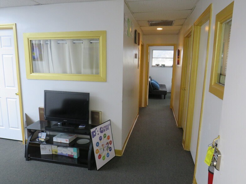 More Photos Of 11030 Wiles Rd, Coral Springs Religious Facility For Lease