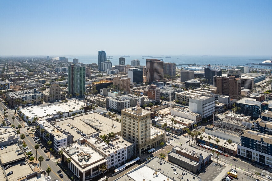 More Photos Of 320 Pine Ave, Long Beach Loft Creative Space For Lease