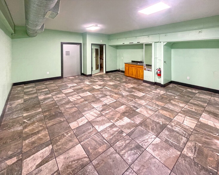 More Photos Of 472-478 7th St, Oakland Office For Lease