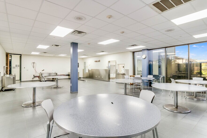 More Photos Of 200 Galbert Rd, Lafayette Office For Lease