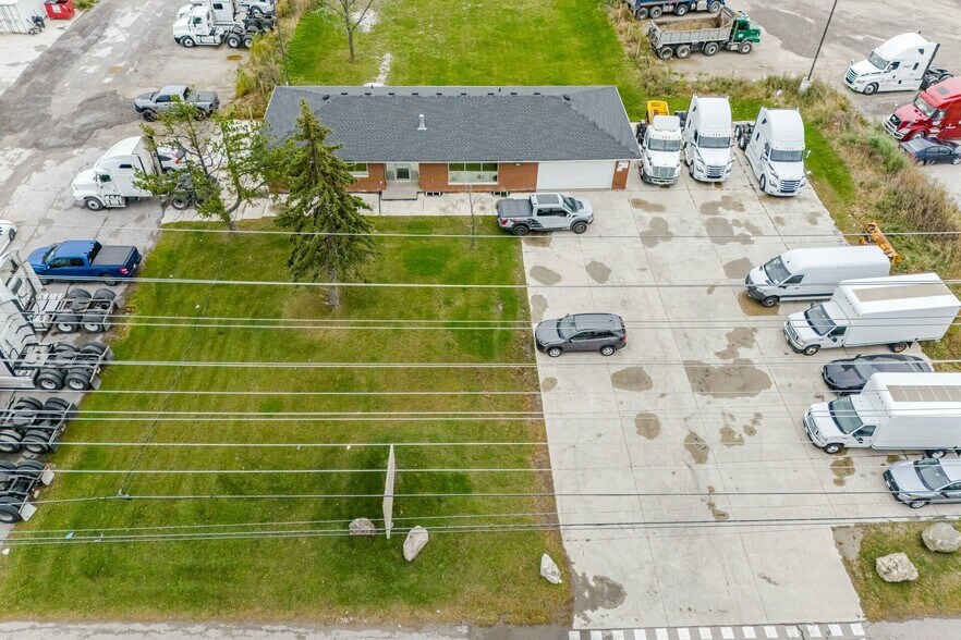 More Photos Of 140 Derry Rd E, Mississauga Office For Sale
