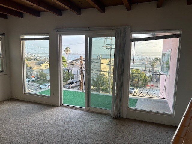 More Photos Of 2801-2807 Columbia St, San Diego Apartments For Sale