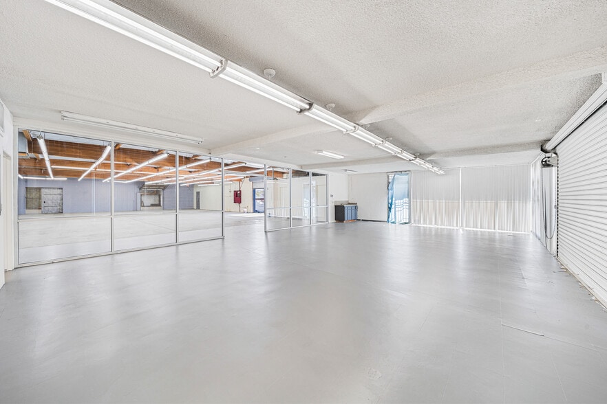 More Photos Of 372 N Mt. Vernon Ave, Colton Warehouse For Sale