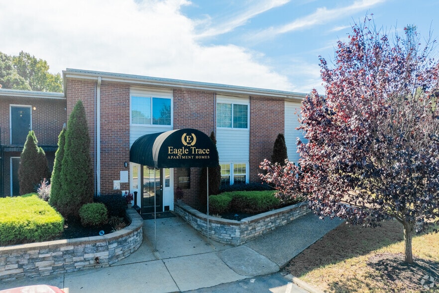 More Photos Of 1 Lakeside Rd, Greenville Apartments For Sale