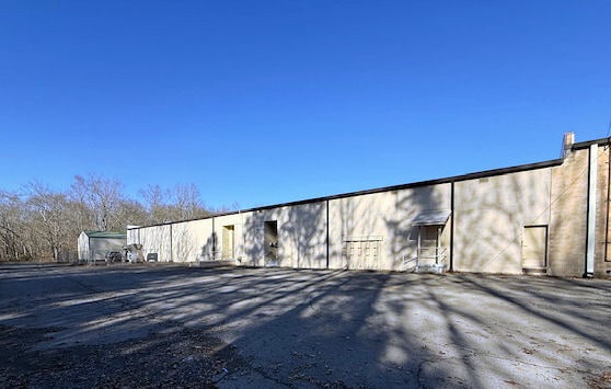 More Photos Of 1059 E Tri County Blvd, Oliver Springs Office Residential For Sale