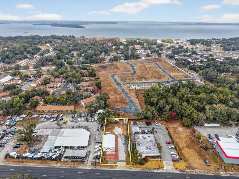 More Photos Of 1130 E North Blvd, Leesburg Freestanding For Lease