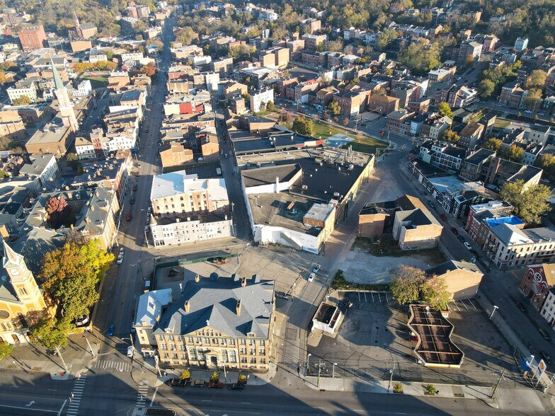 More Photos Of 1612-1616 Moore St, Cincinnati Manufacturing For Lease