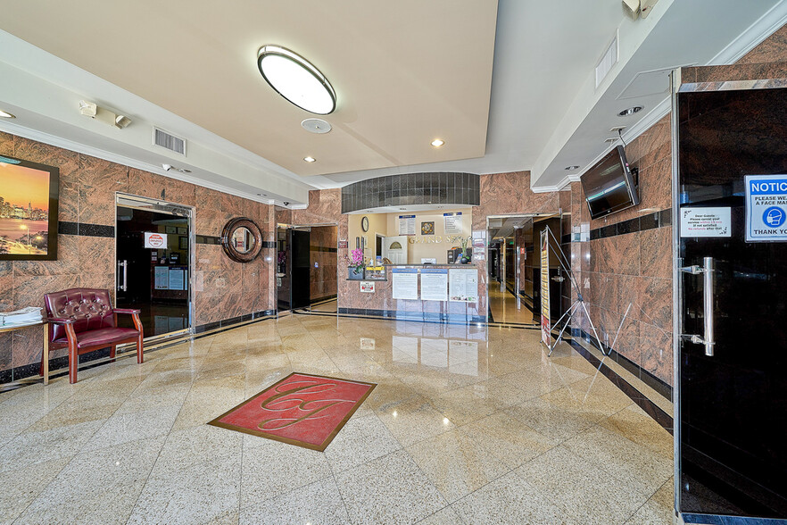 Primary Photo Of 10211 Balboa Blvd, Northridge Health Club For Sale