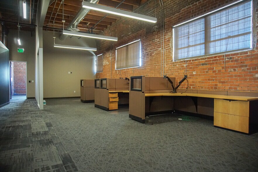 More Photos Of 1950-2190 Cesar Chavez, San Francisco Warehouse For Lease