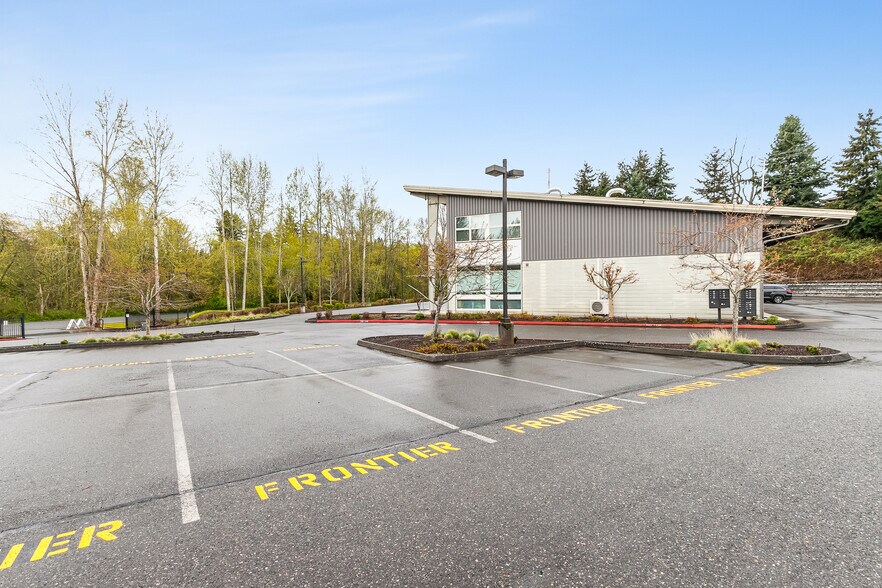 More Photos Of 905 Squalicum Way, Bellingham Flex For Sale