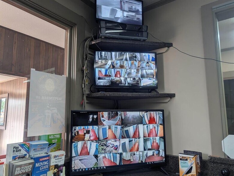 More Photos Of 91 Main St, Claremont Self Storage For Sale
