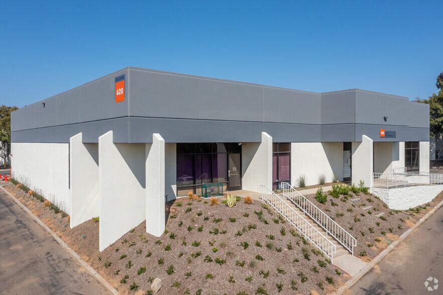 More Photos Of 500 S Andreasen Dr, Escondido Unknown For Lease