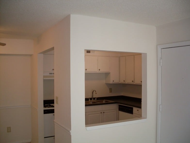 More Photos Of 4341 Cascade Rd SW, Atlanta Apartments For Sale