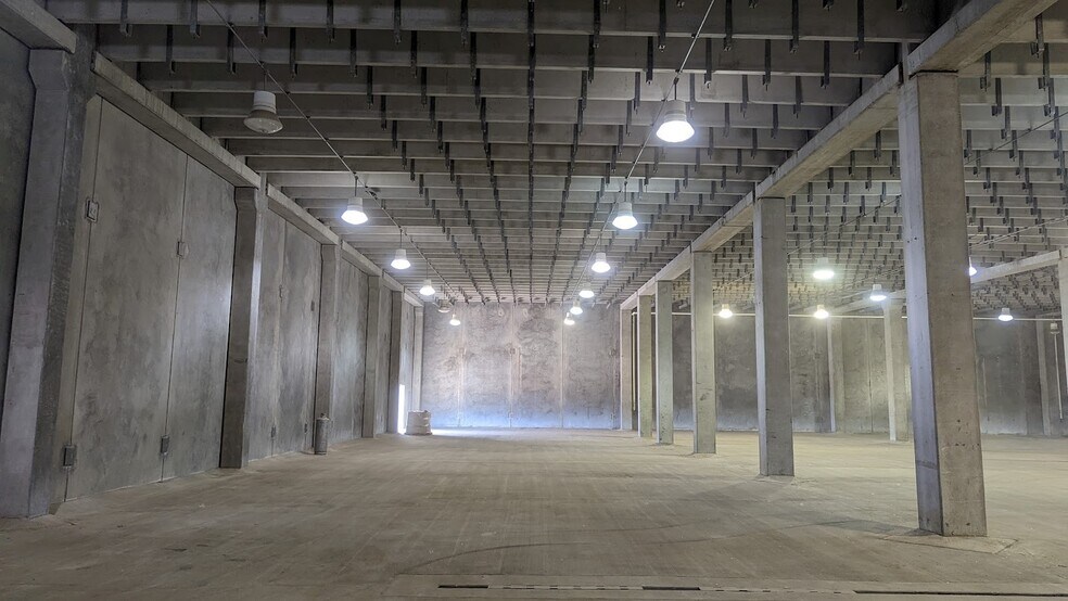 More Photos Of 2226 FM 3183, Plainview Food Processing For Lease