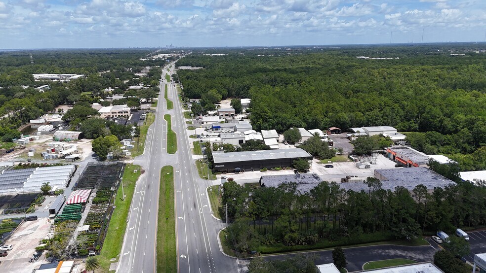 More Photos Of 9093 Philips Hwy, Jacksonville Warehouse For Lease