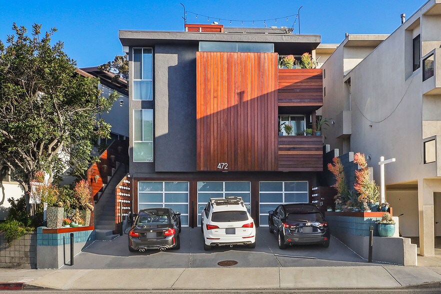 More Photos Of 472 Rosecrans Ave, Manhattan Beach Apartments For Sale