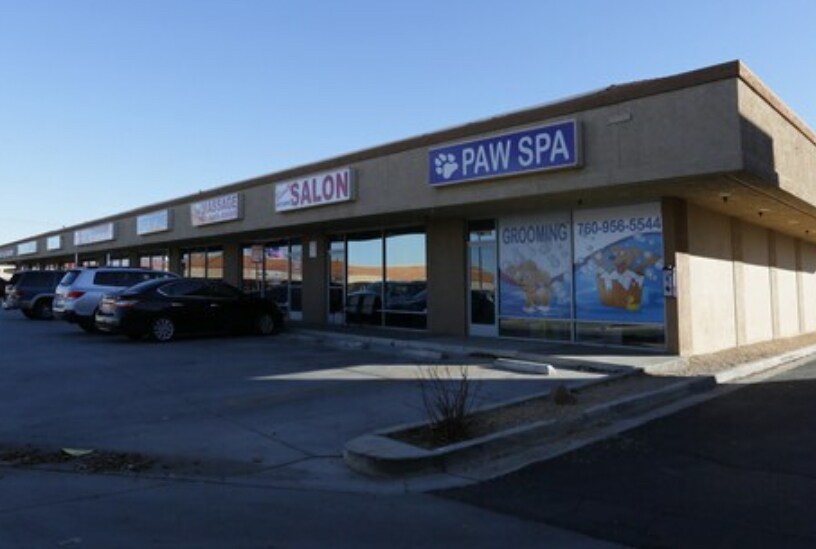 More Photos Of 12051-12055 Mariposa Rd, Hesperia Unknown For Lease