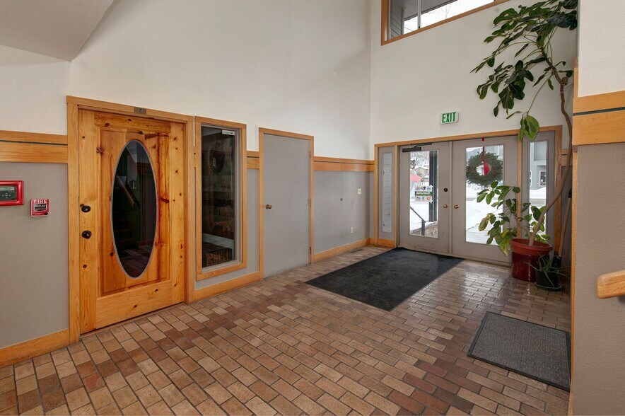 More Photos Of 619 E Main St, Frisco Office For Lease