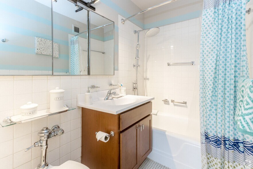 More Photos Of 800 S 4th St, Louisville Apartments For Lease