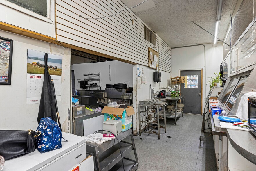 More Photos Of 10644 Morang Dr, Detroit Storefront For Sale