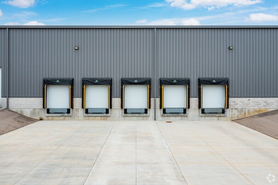 More Photos Of 1151 Universal Blvd, Whitewater Manufacturing For Lease