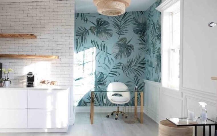 More Photos Of 484 John St, Burlington Storefront Retail Office For Sale